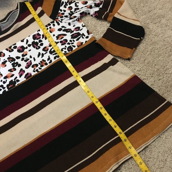 Colourblock Animal Print Soft Knit Rayon Sweater - Picture 15 of 16